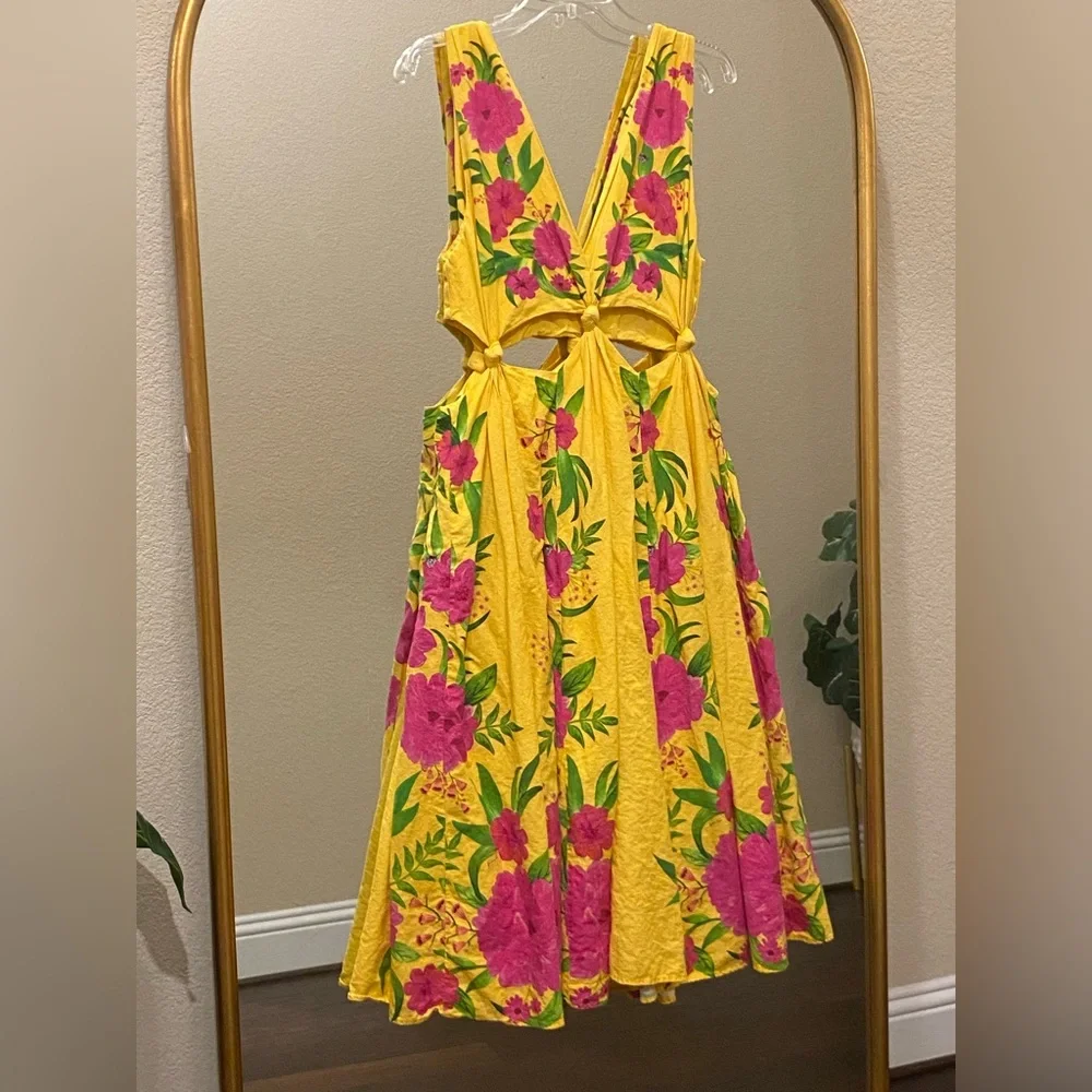 FARM Rio Romantic Garden Yellow Pink Plunge Midi Dress Size M - Picture 9 of 13